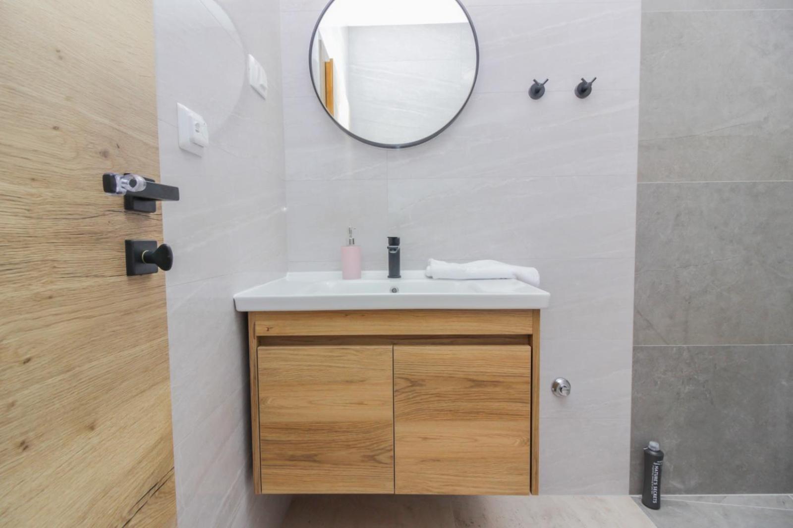 Rooms Zemunik Donji Zemunik Exteriér fotografie